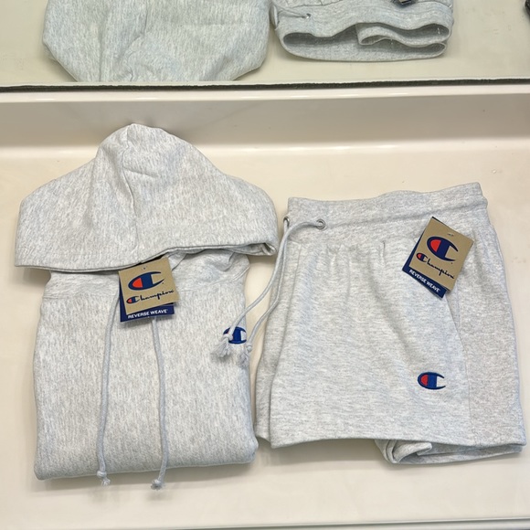 Champion Pants - Champion Women’s Fleece Set Shorts Crop Hoodie